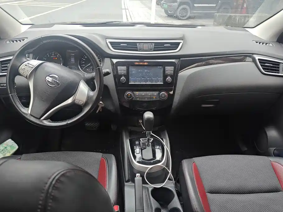Nissan Qashqai 2017 — фото 12