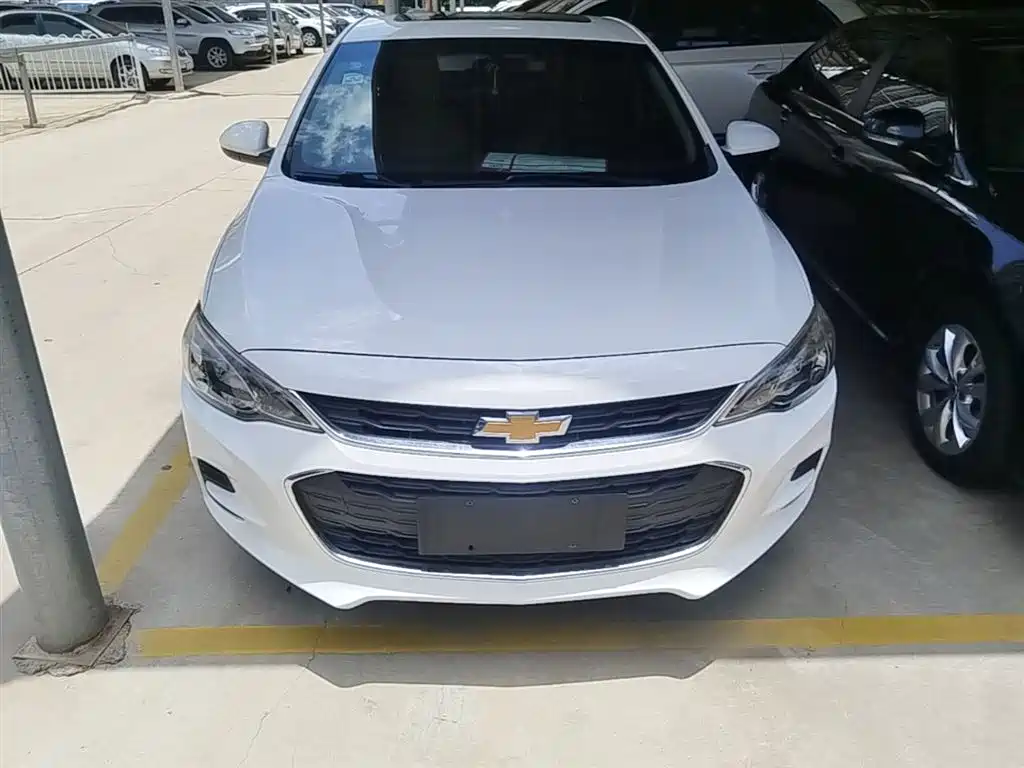 Chevrolet Cavalier 2018 — фото 3