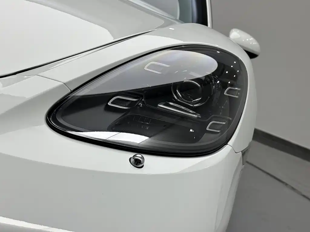Porsche 718 2022 — фото 16