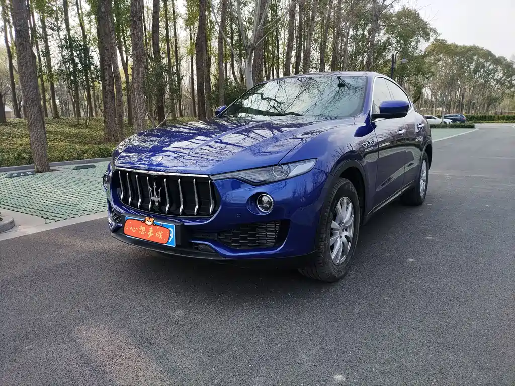 Maserati Levante 2017 — фото 1