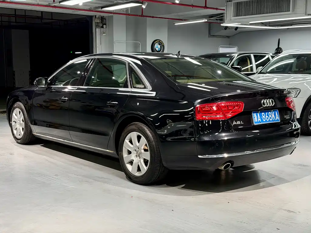 Audi A8 2011