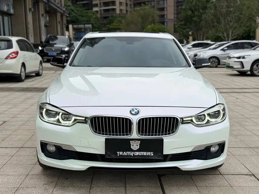 BMW 3 Series 2018 — фото 2