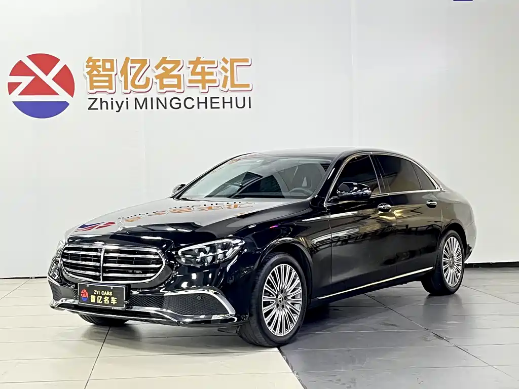 Mercedes-Benz E-Class 2022
