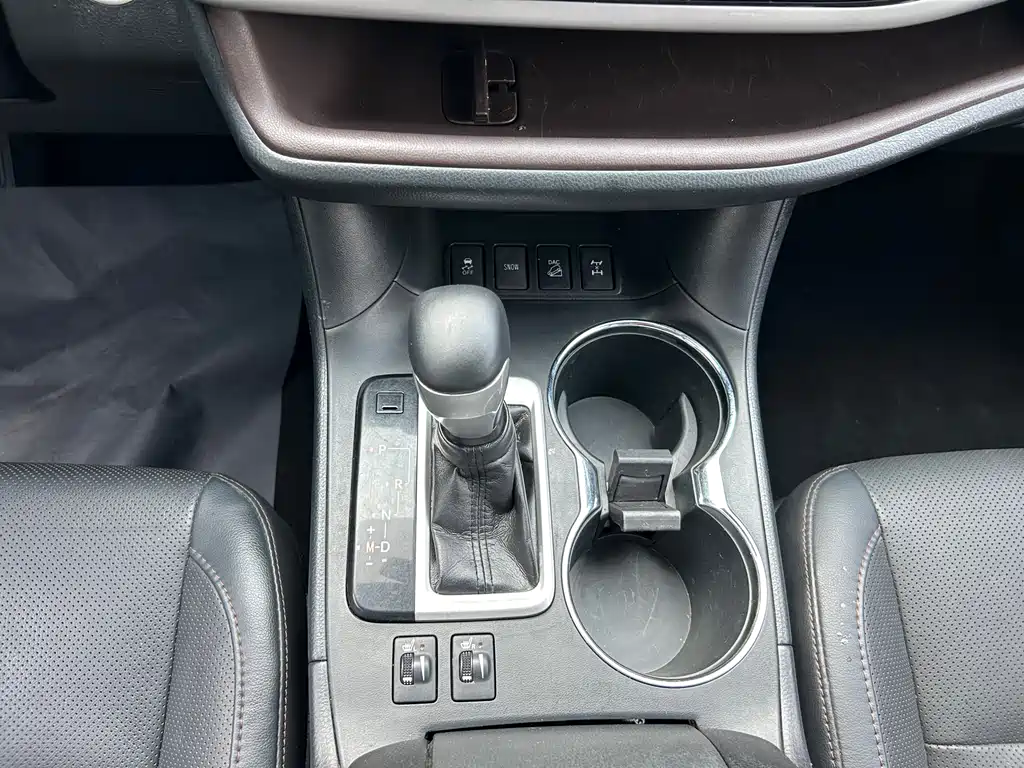 Toyota Highlander 2019 — фото 12