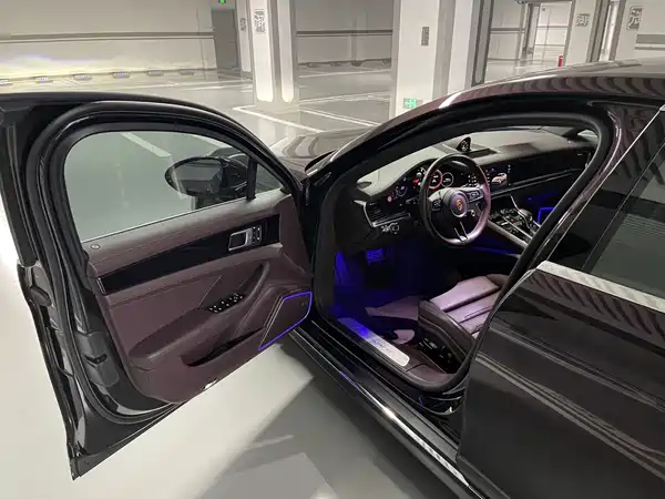 Porsche Panamera 2022