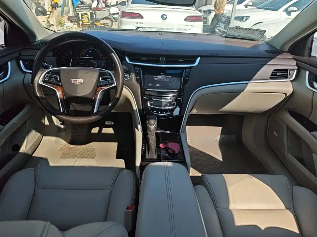Cadillac XTS 2017 — фото 6
