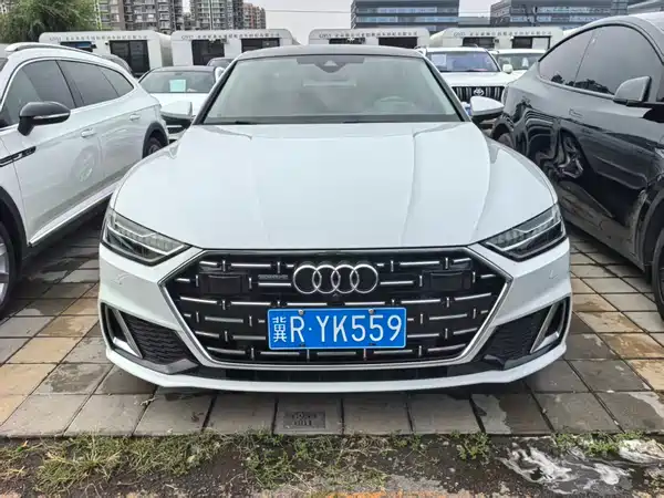 Audi A7L 2023