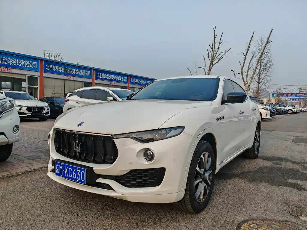 Maserati Levante 2017 — фото 1