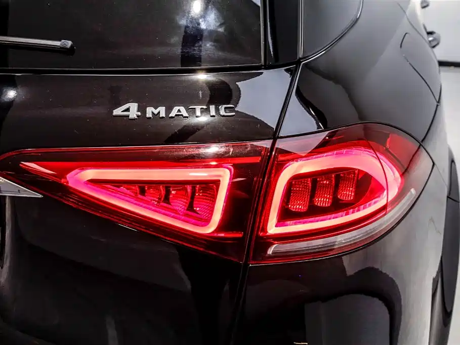 Mercedes-Benz GLE 2019 — фото 25