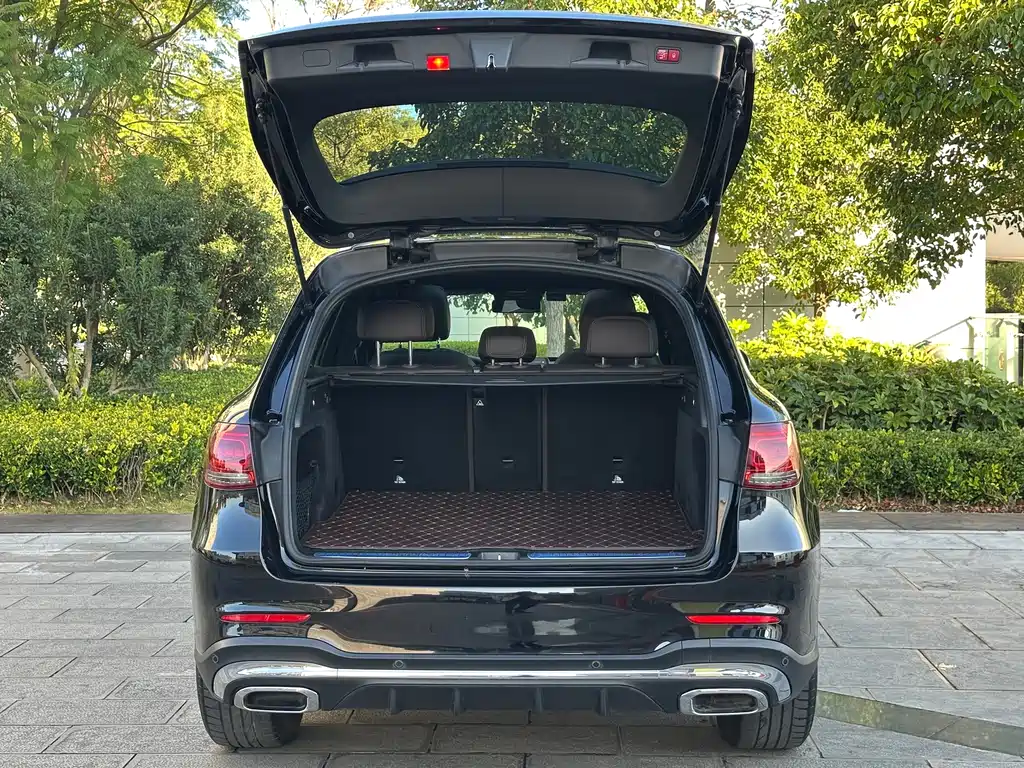 Mercedes-Benz GLC 2020 — фото 20
