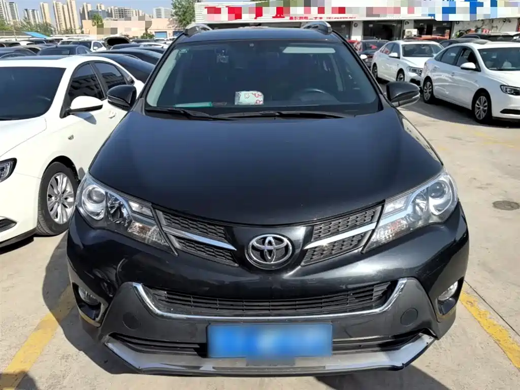 Toyota RAV4 2016 — фото 3
