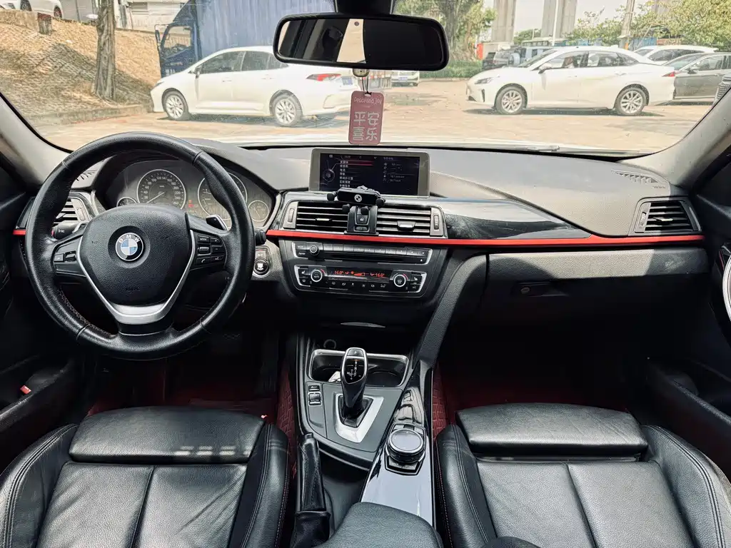 BMW 3 Series 2013 — фото 29