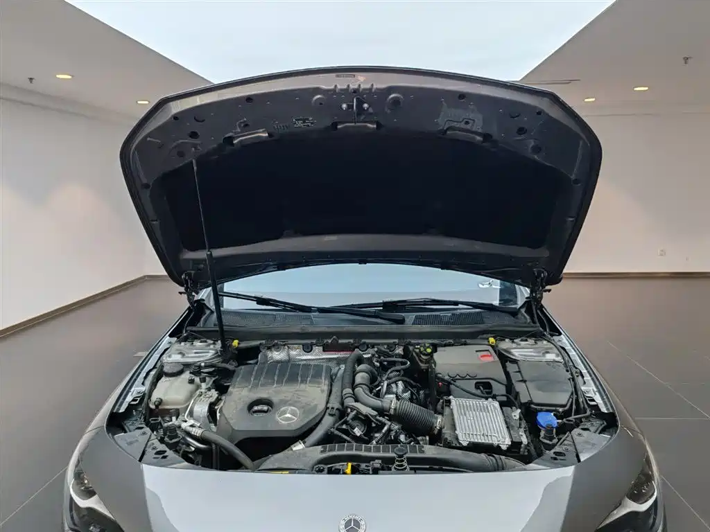 Mercedes-Benz CLA 2025 — фото 10