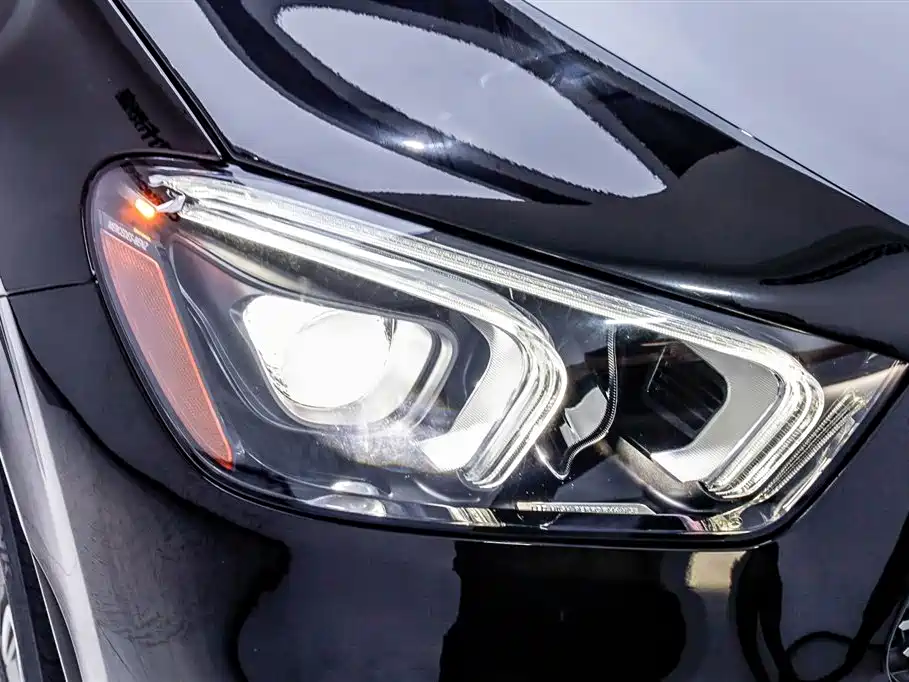 Mercedes-Benz GLE 2019 — фото 26