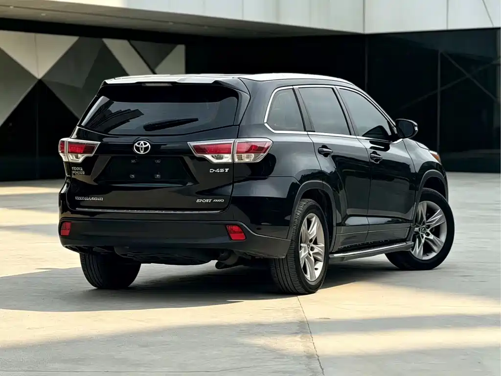 Toyota Highlander 2015