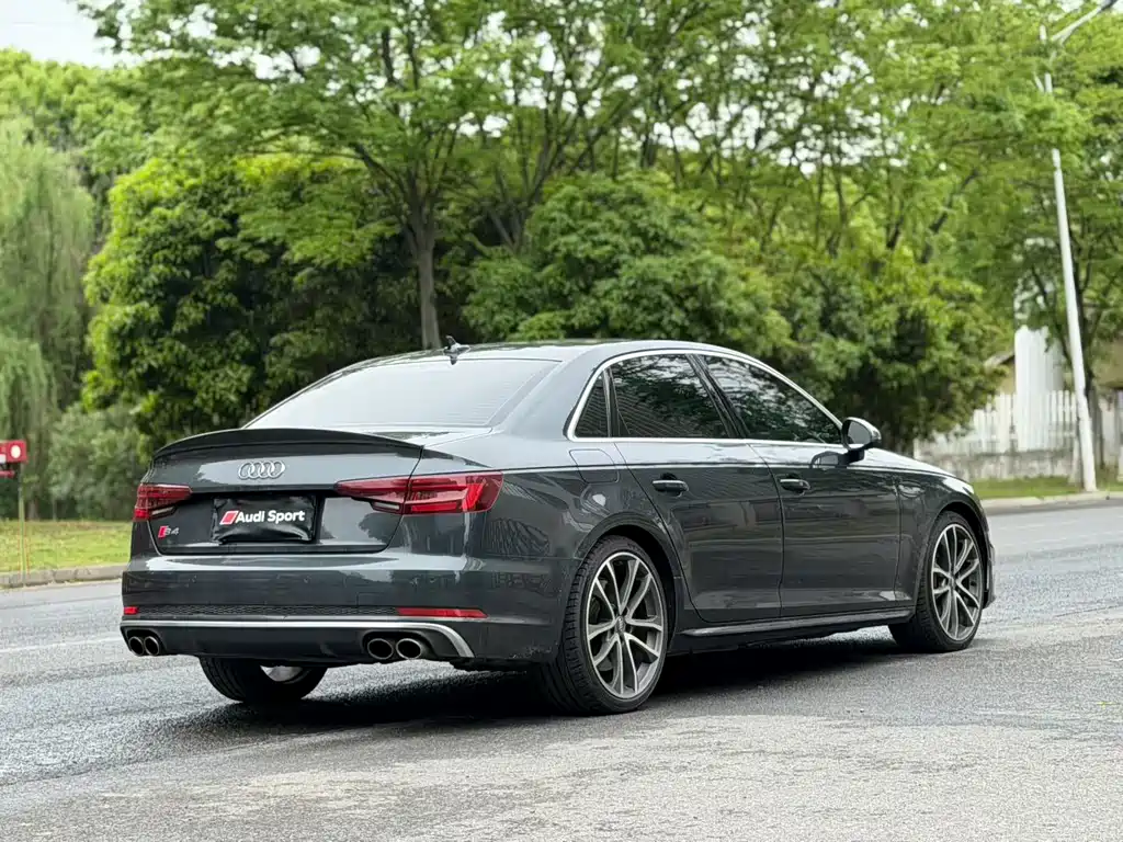 Audi S4 2019 — фото 9