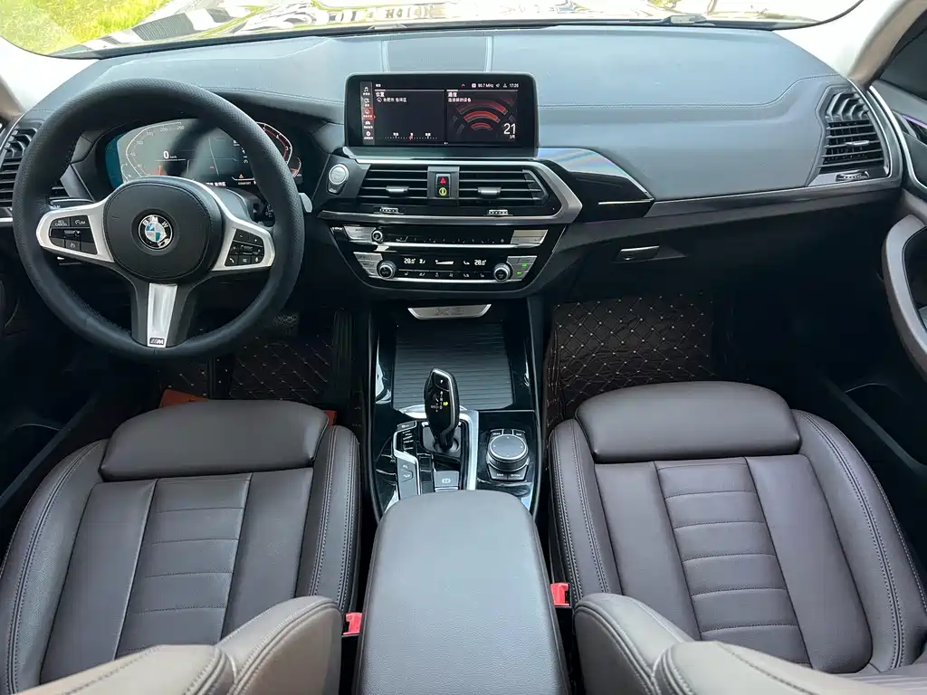 BMW X3 2021
