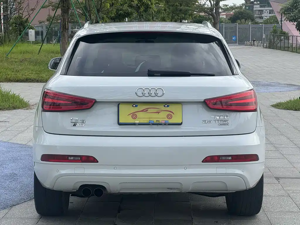 Audi Q3 2014