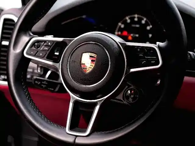 Porsche Cayenne 2022 — фото 9