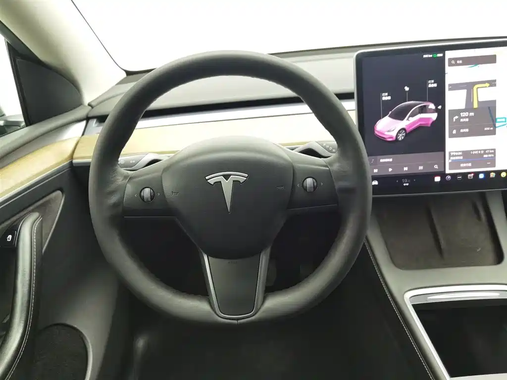 Tesla Model Y 2021 — фото 11