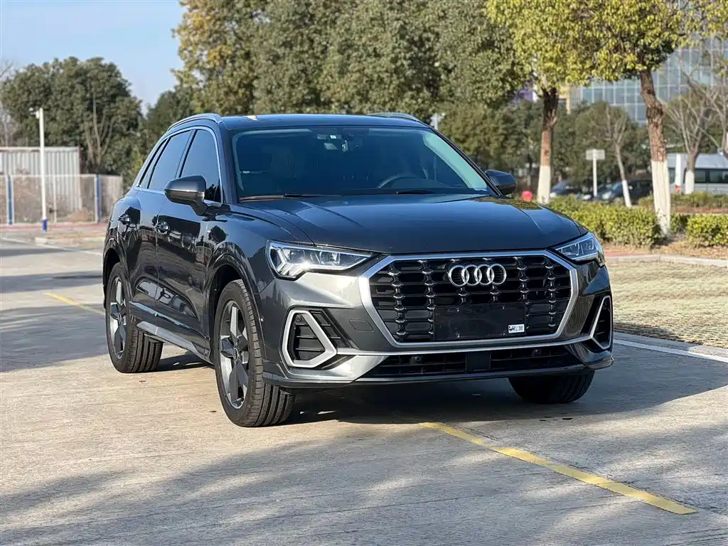 Audi Q3 2023 — фото 3