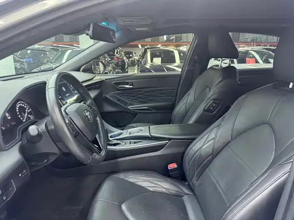 Toyota Avalon 2022