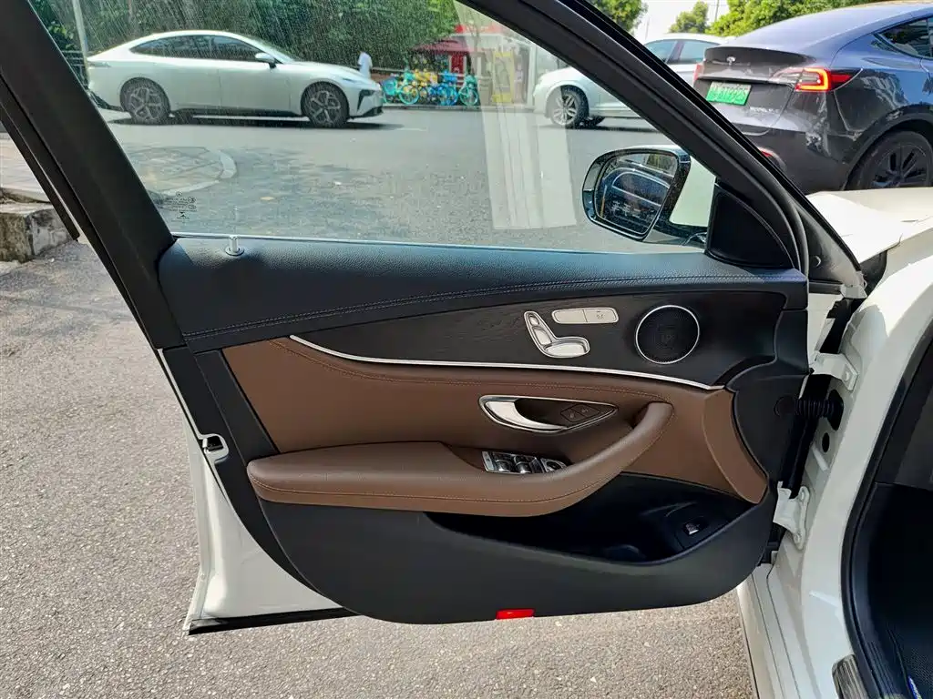 Mercedes-Benz E-Class 2018