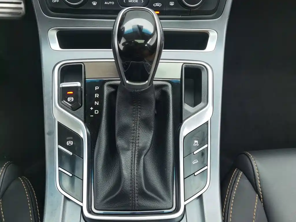 Geely Vision S1 2018 — фото 13