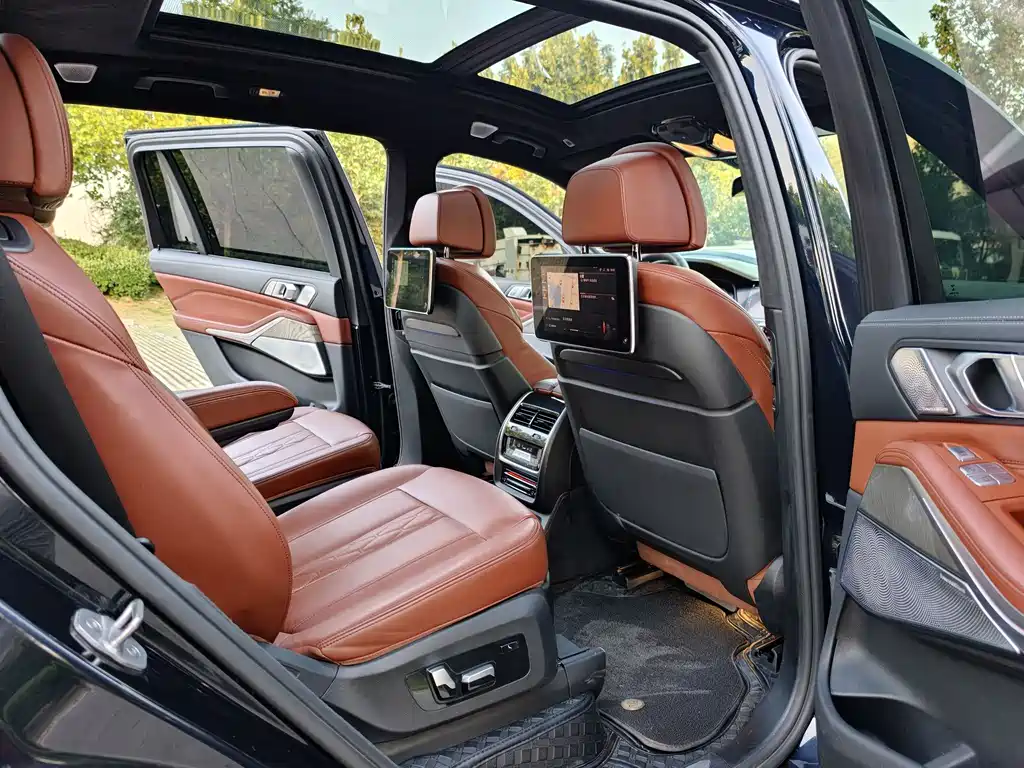 BMW X7 2020 — фото 12