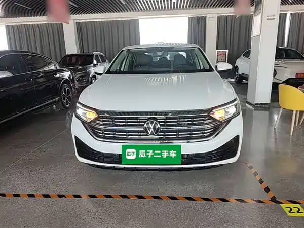 Volkswagen Sagitar 2023