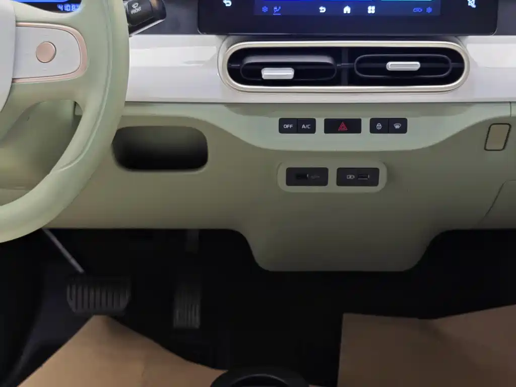 Geely Galaxy Panda 2026 — фото 19