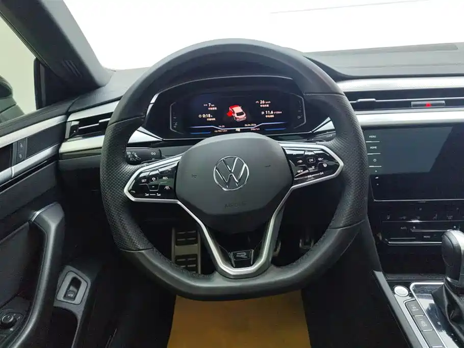 Volkswagen CC 2023 — фото 15