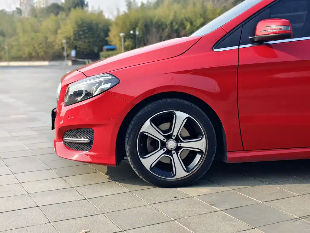Mercedes-Benz B-Class 2017 — фото 7