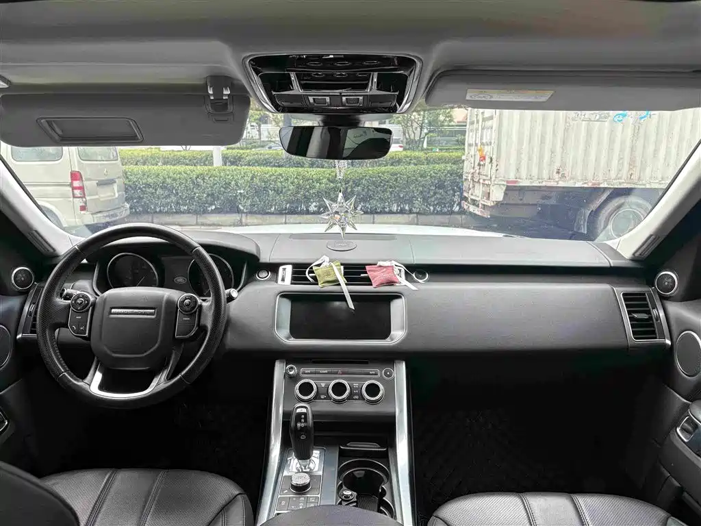 Land Rover Range Rover Sport 2017 — фото 7