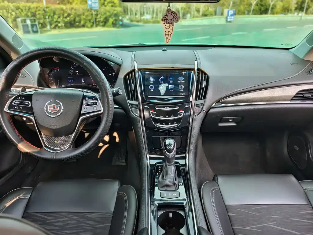 Cadillac ATS-L 2015 — фото 18