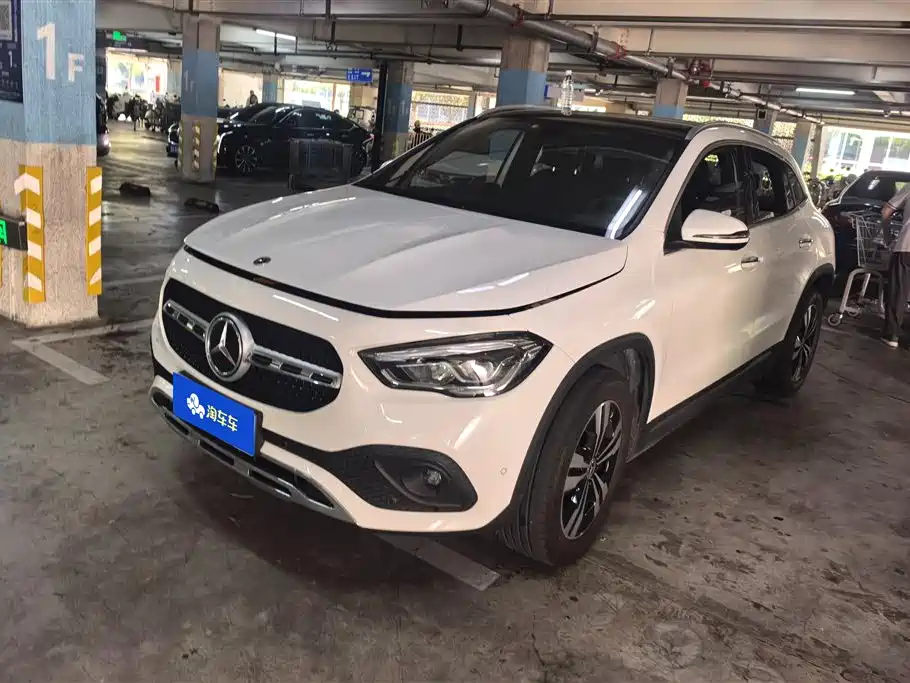 Mercedes-Benz GLA 2021 — фото 1