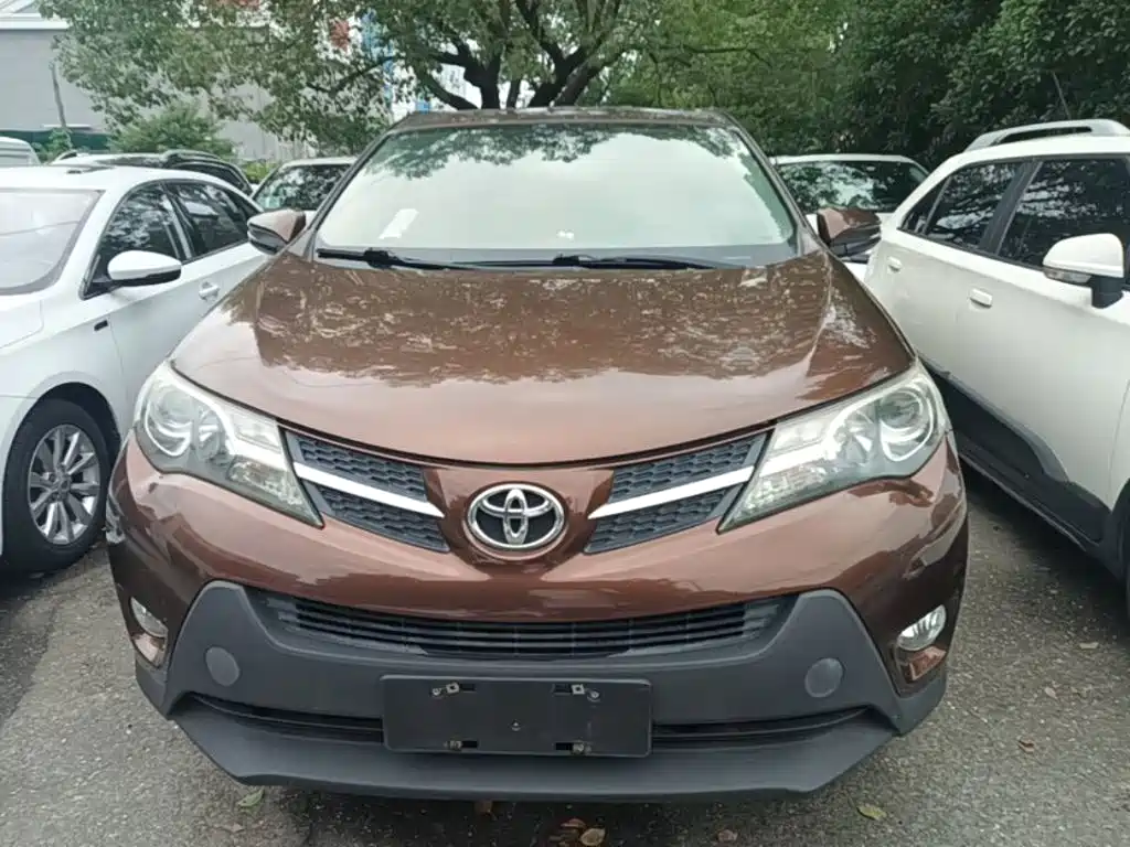 Toyota RAV4 2015