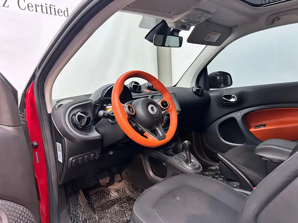 smart Fortwo 2017 — фото 10