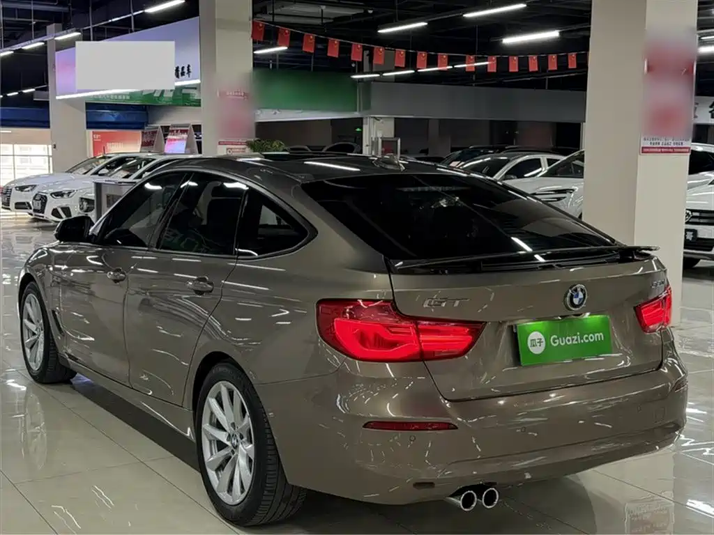 BMW 3 Series GT 2018 — фото 11