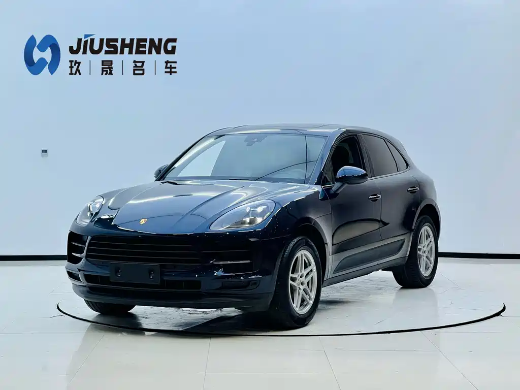 Porsche Macan 2019 — фото 1