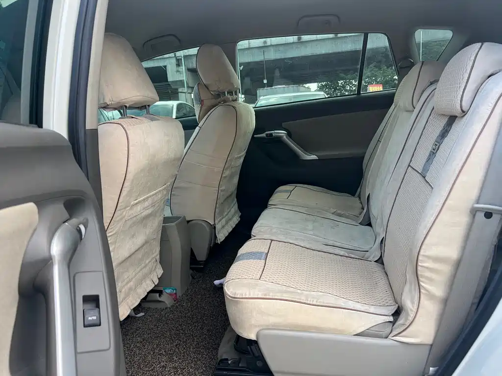 Toyota Verso 2012