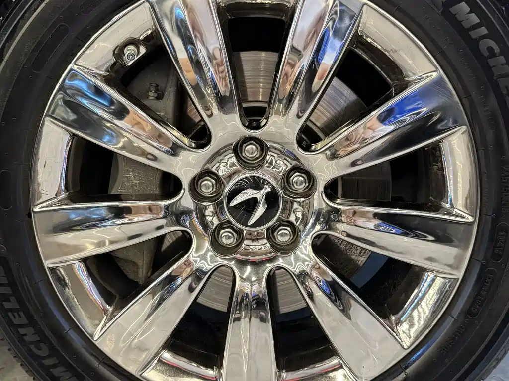 Hyundai Equus 2012 — фото 11