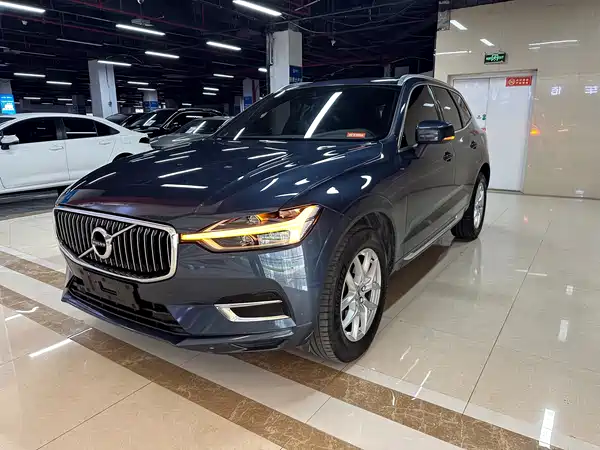 Volvo XC60 2021