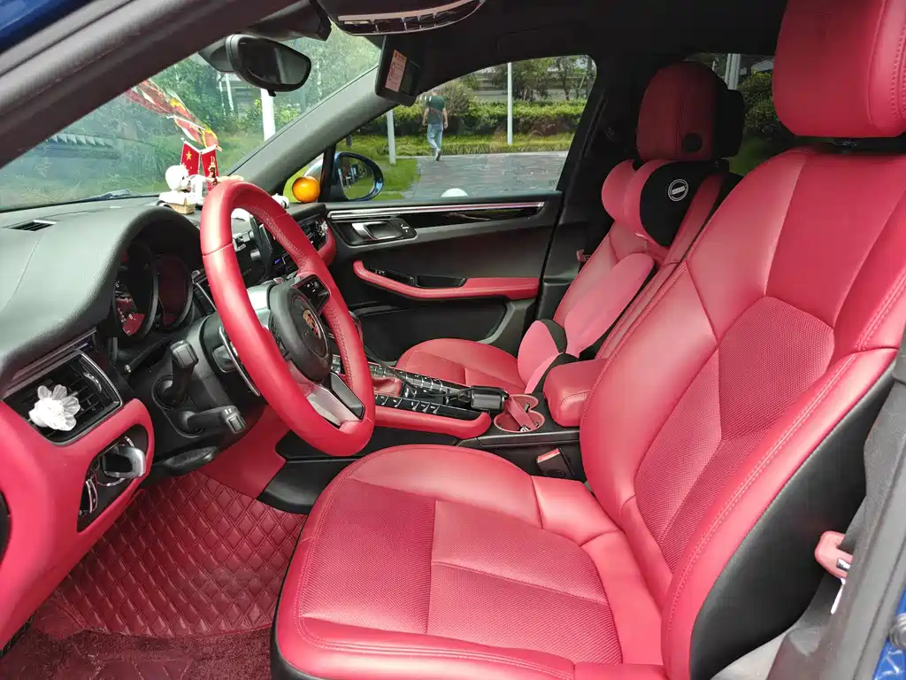 Porsche Macan 2018 — фото 10