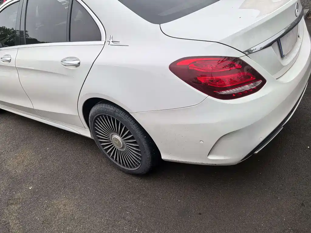 Mercedes-Benz C-Class 2017