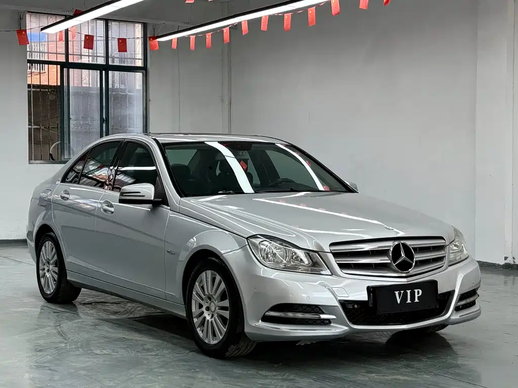 Mercedes-Benz C-Class 2012 — фото 3
