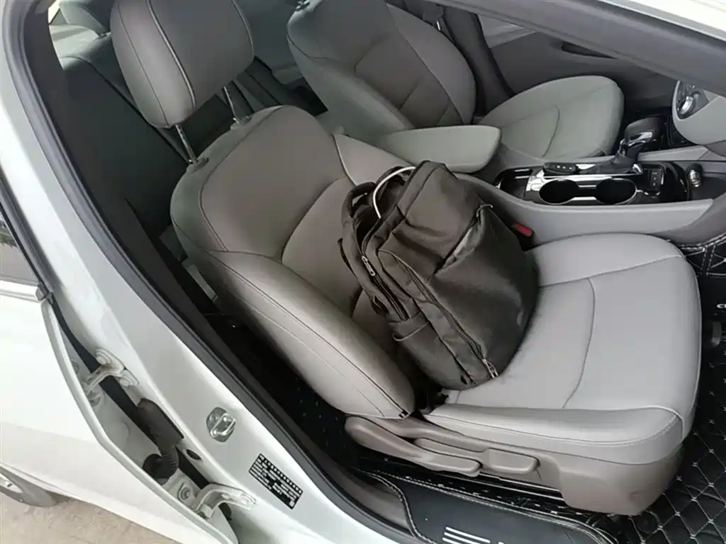 Chevrolet Malibu XL 2021 — фото 25