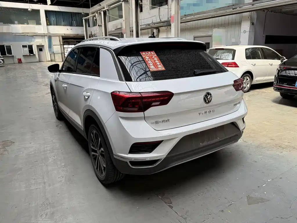 Volkswagen T-Roc 2021