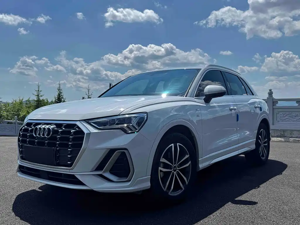 Audi Q3 2022