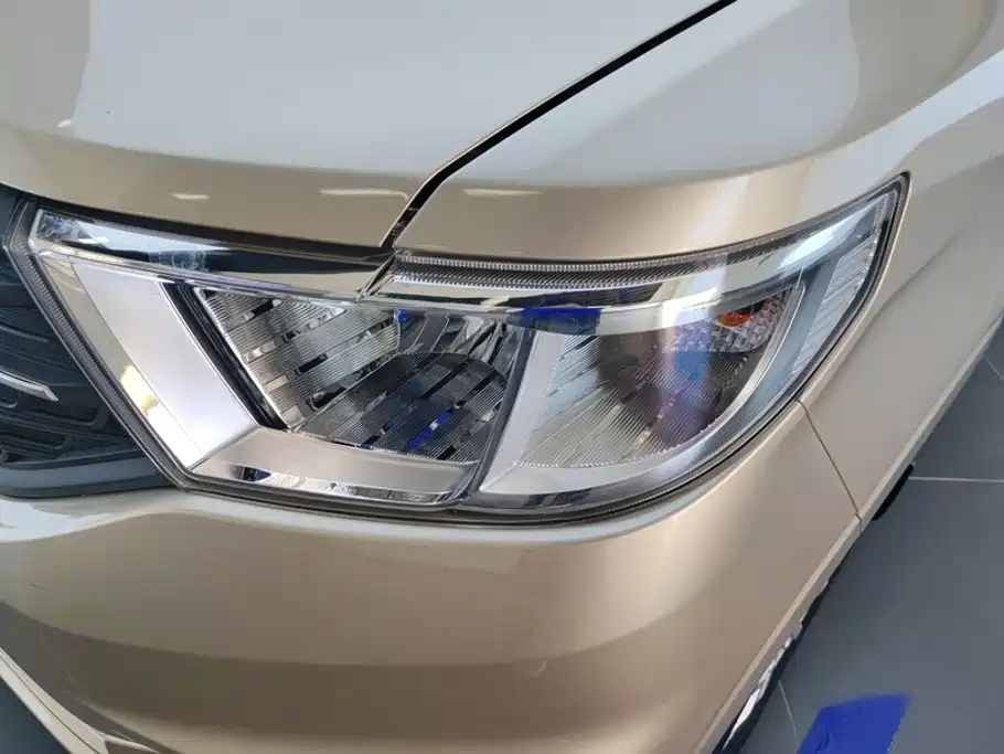 Wuling Hongguang V 2022
